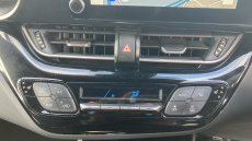 Toyota C-HR 1.8 Hybrid Design 5dr CVT Hybrid Hatchback